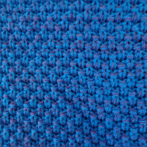 Cozy Knit Mermaid Tail  Blanket For Adult Or Kid In Blue And Purple OS New - Picture 6 of 6